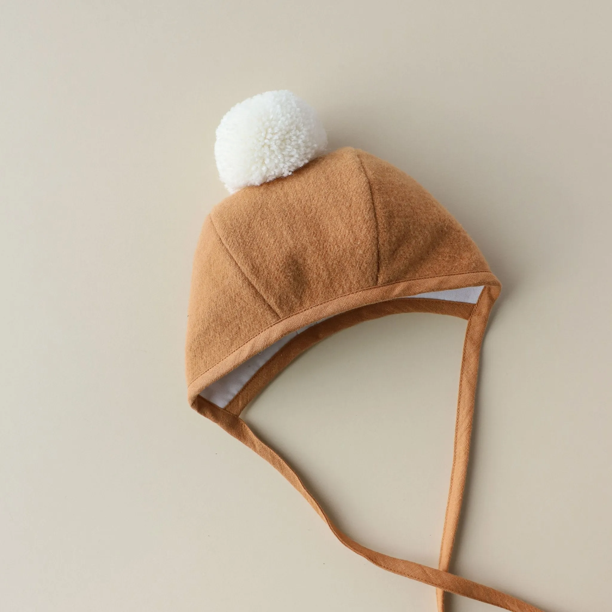 Briar Baby Saddle Pom Bonnet
