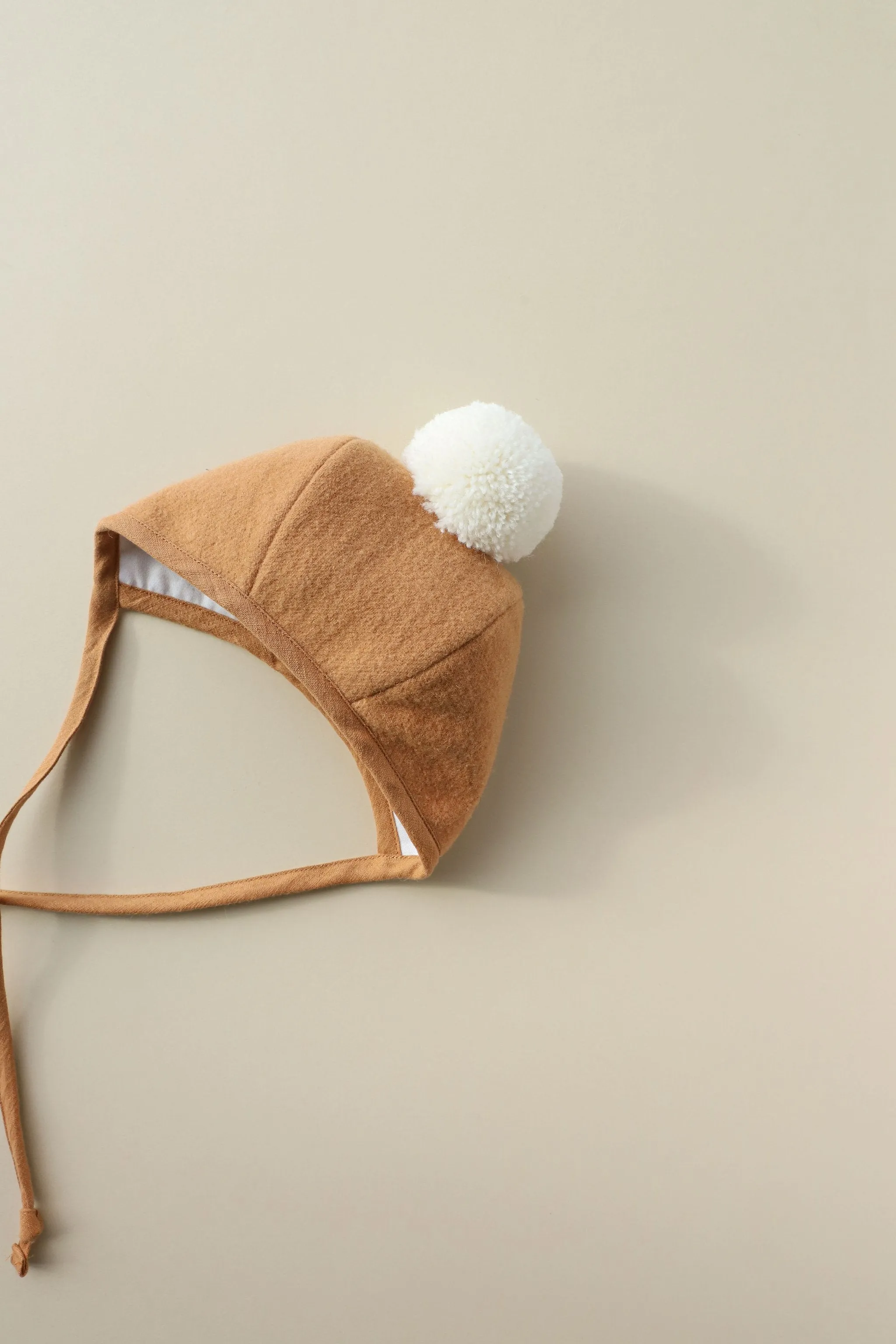 Briar Baby Saddle Pom Bonnet