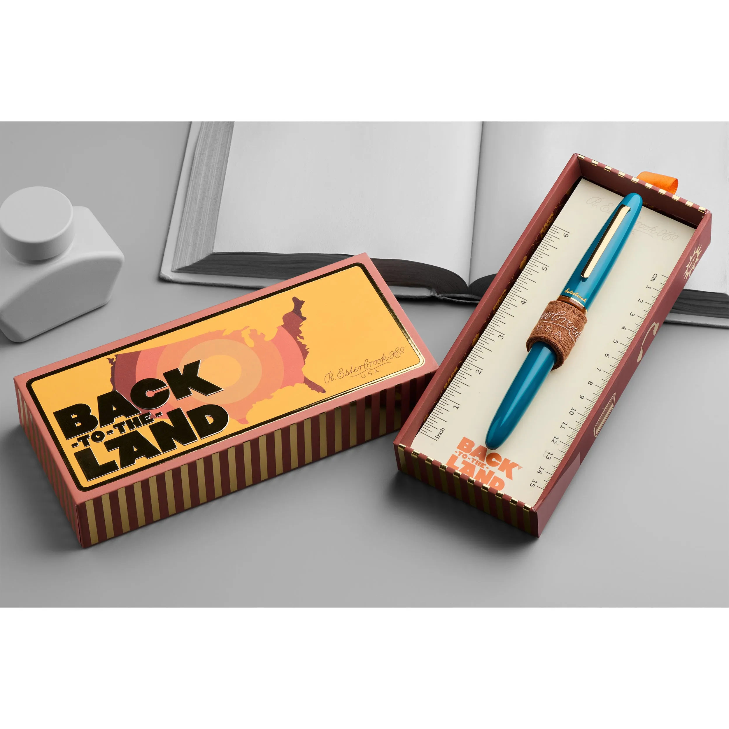 Esterbrook Estie Back to the Lands Regular Fountain Pen in Funky Lake with Gold Trim