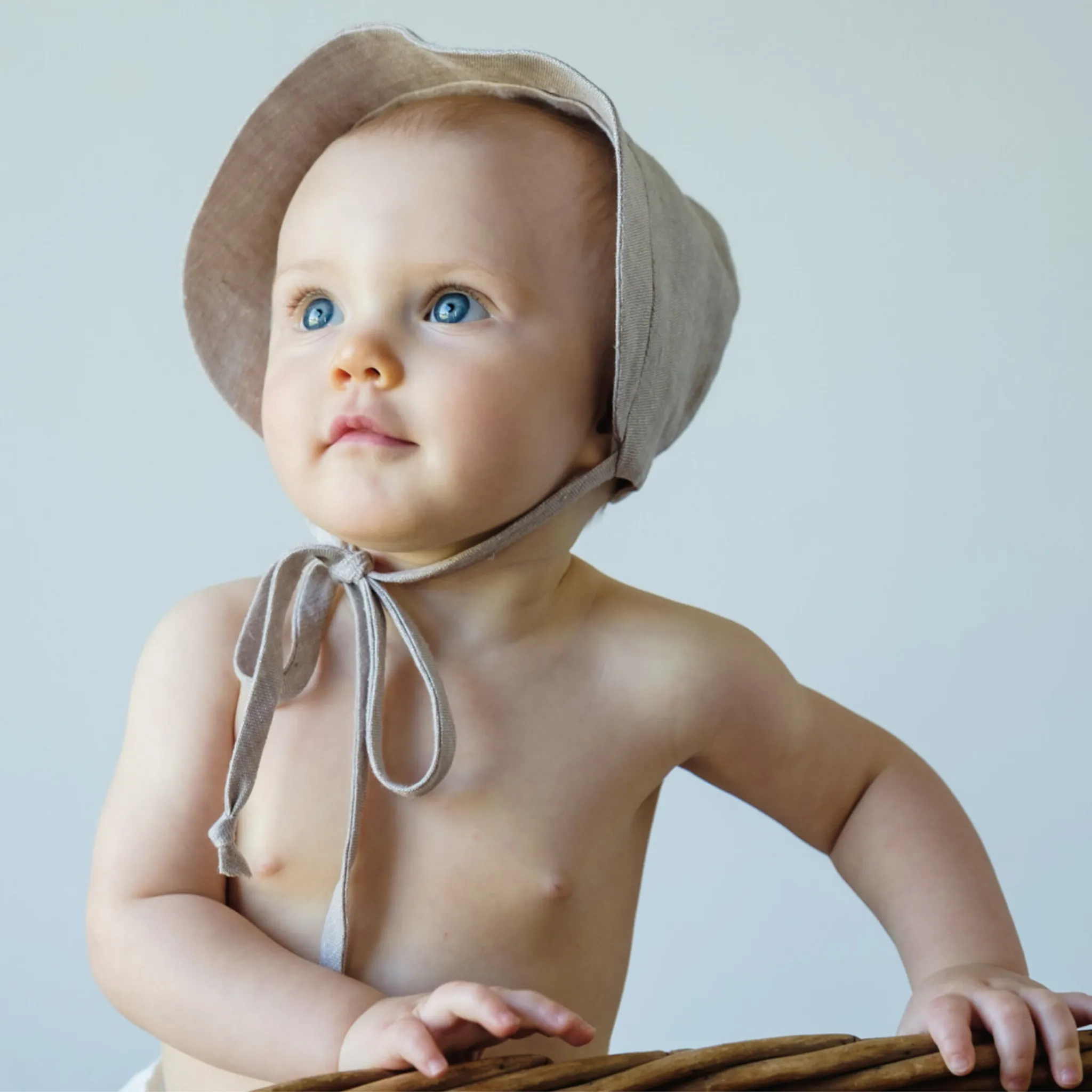 Linen Wide Brim Sun Bonnet in Wheat