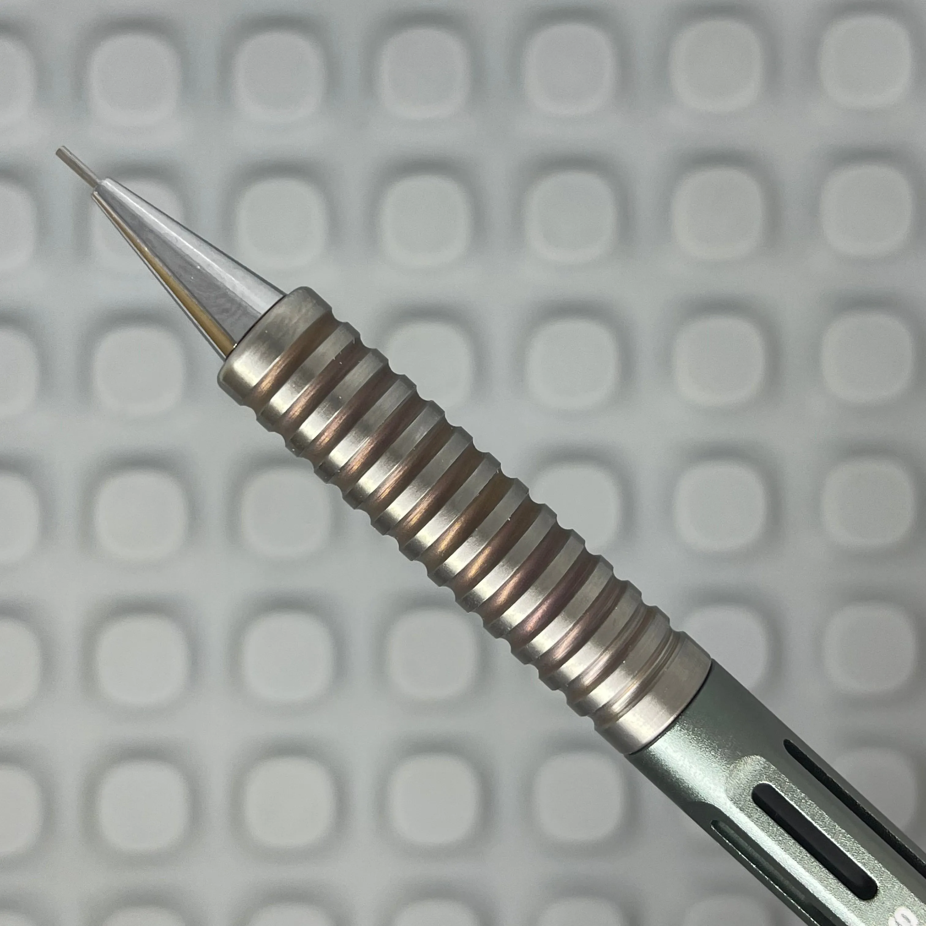 #spokehack Model 4 / Supergroove Bronze Stripe Titanium Grip