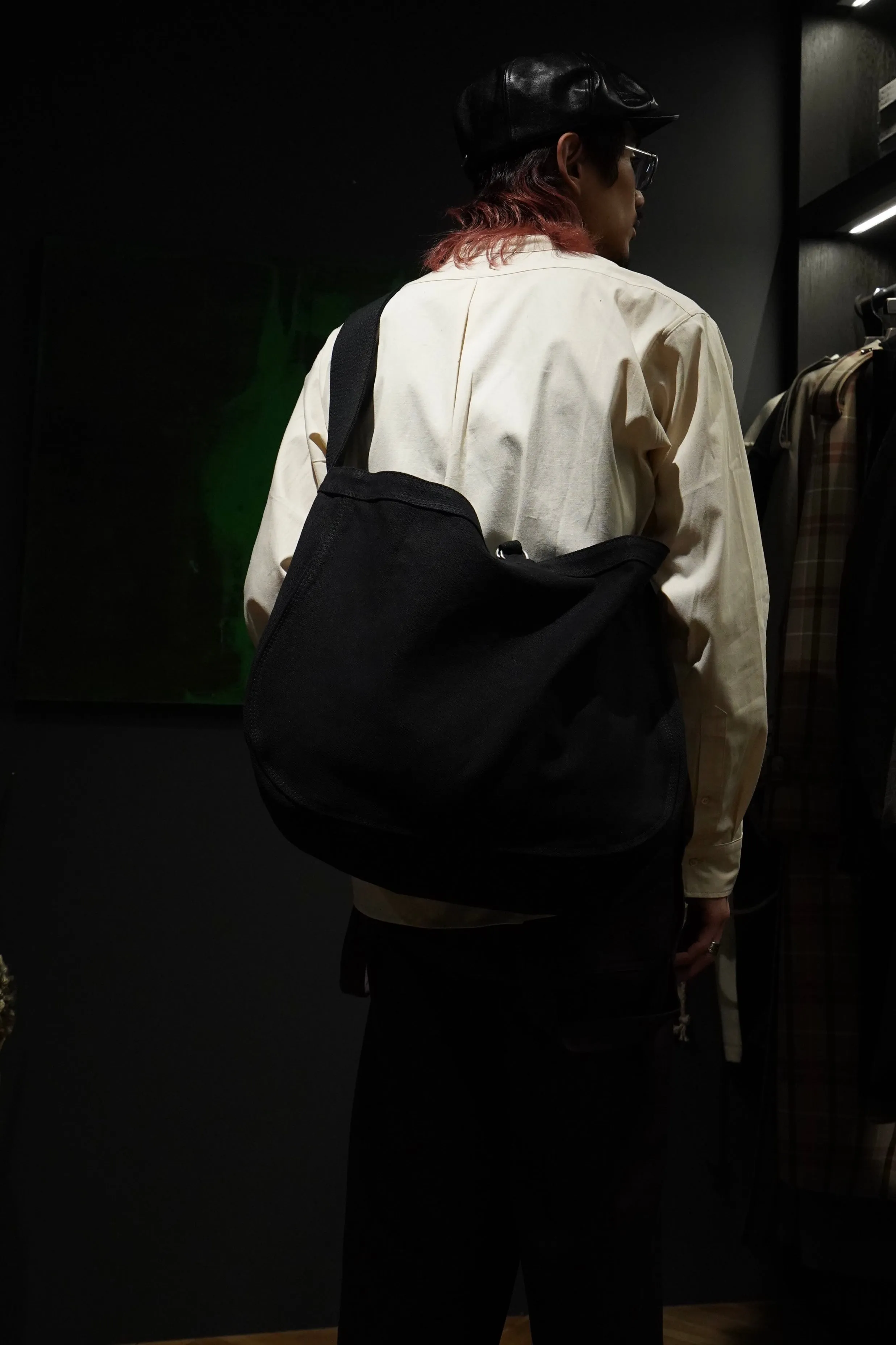 Taiga Takahashi NEWSBOY BAG (BLACK)