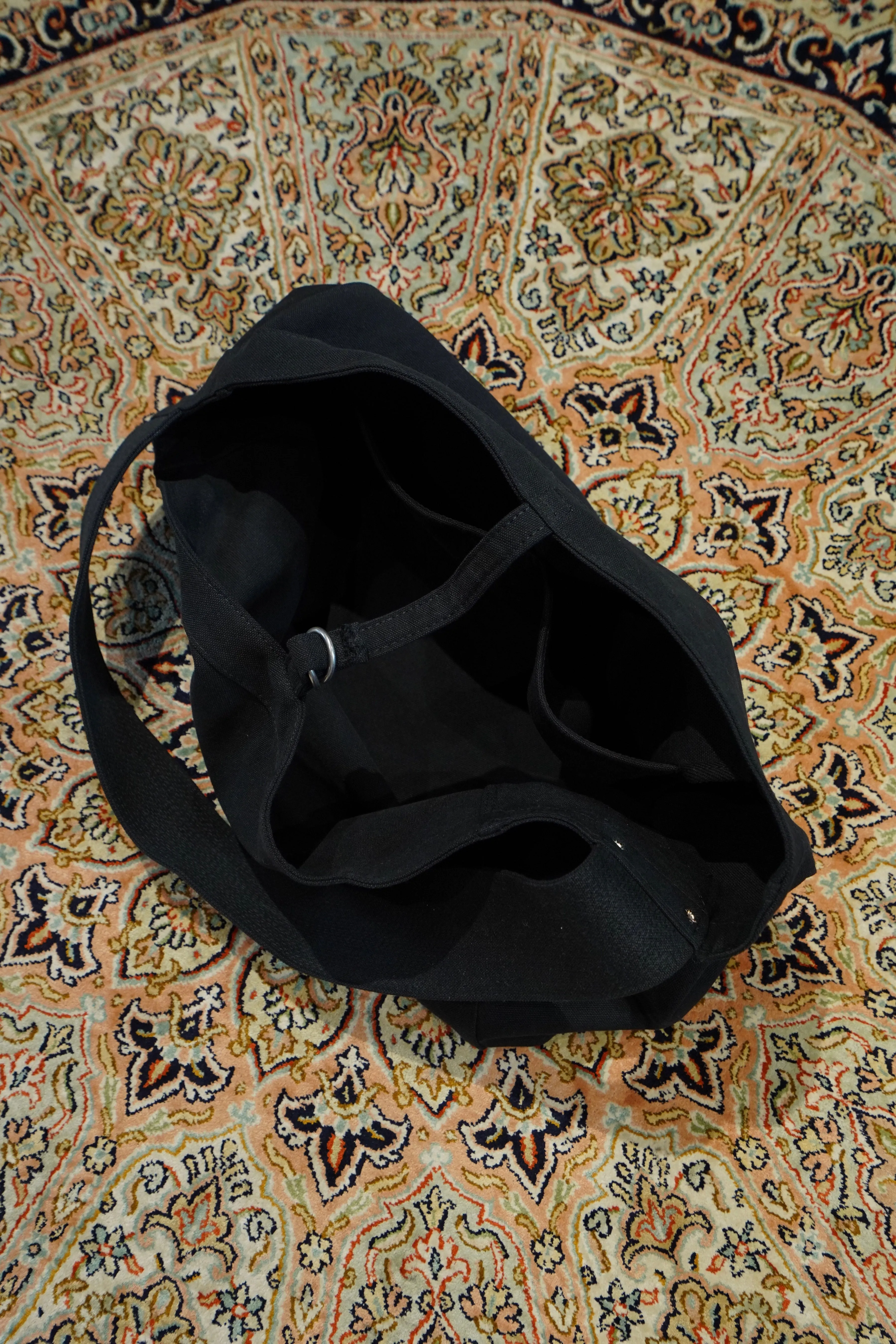 Taiga Takahashi NEWSBOY BAG (BLACK)