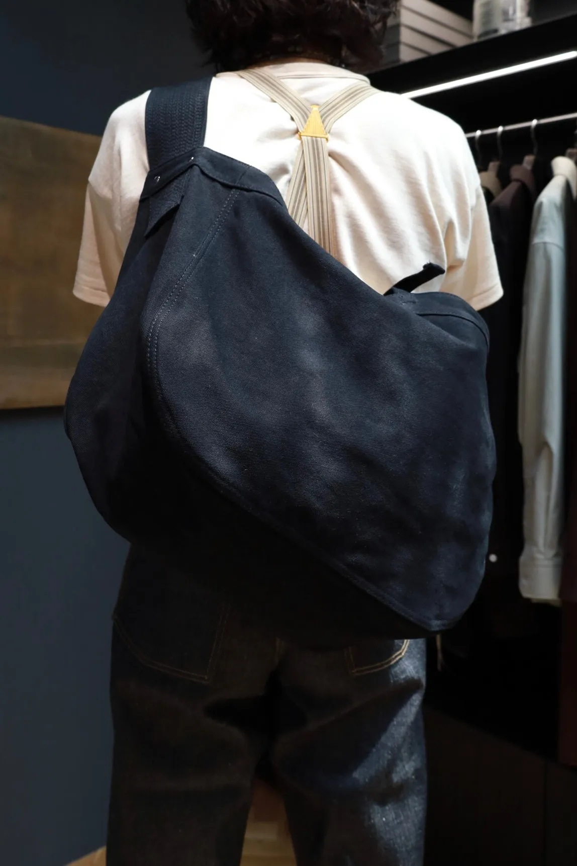 Taiga Takahashi NEWSBOY BAG (BLACK)