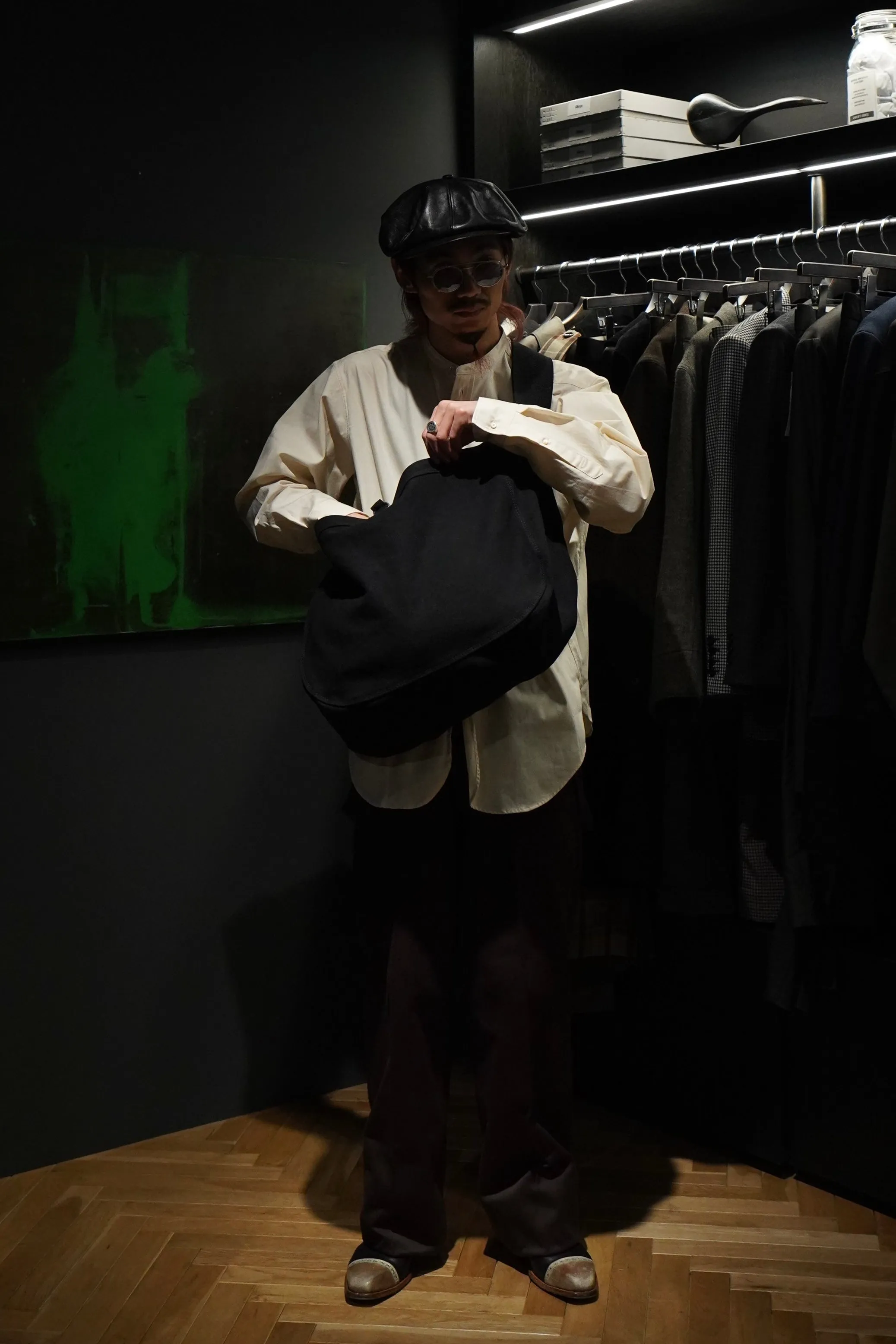 Taiga Takahashi NEWSBOY BAG (BLACK)