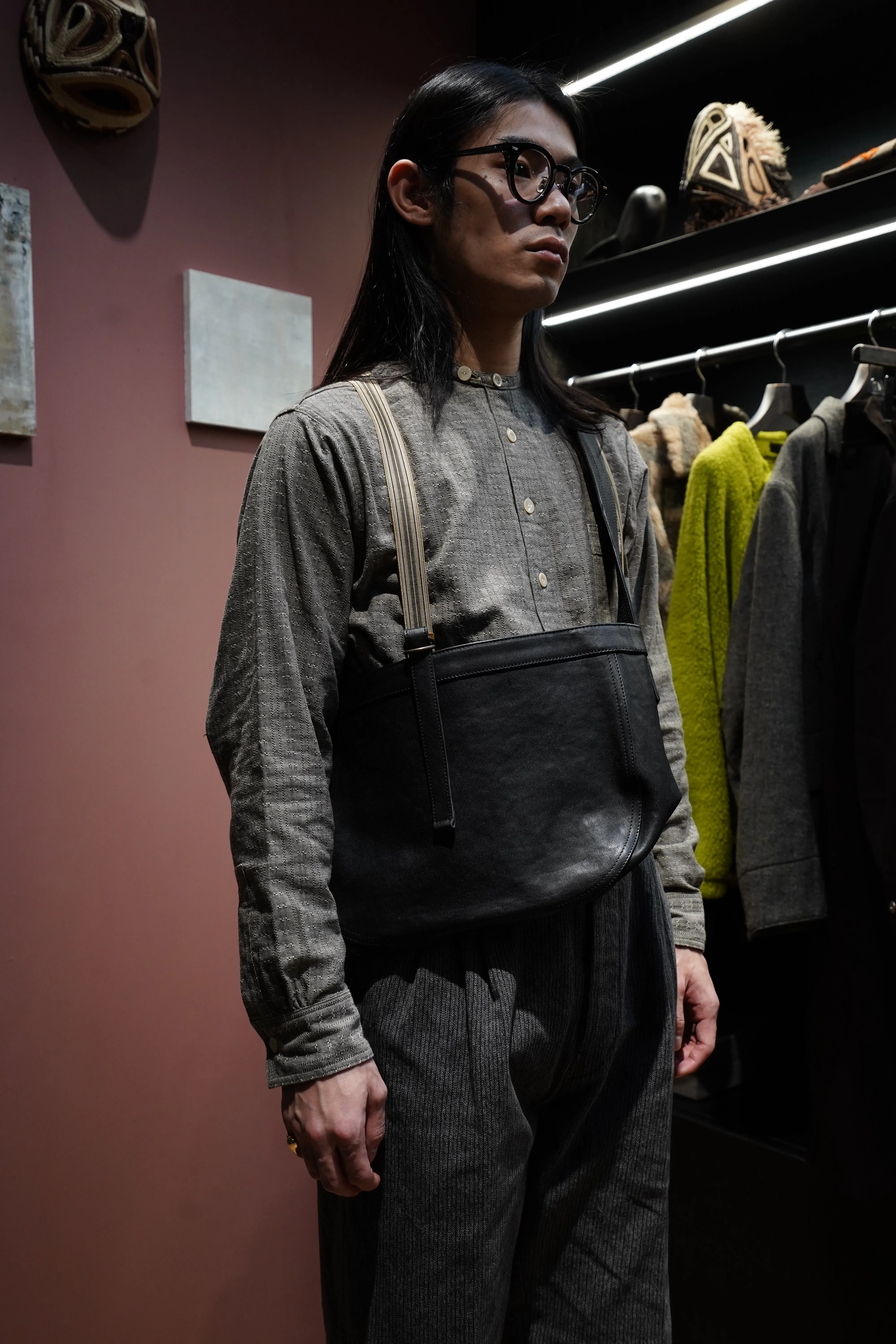 Taiga Takahashi NEWSBOY BAG SMALL (BLACK LEATHER)