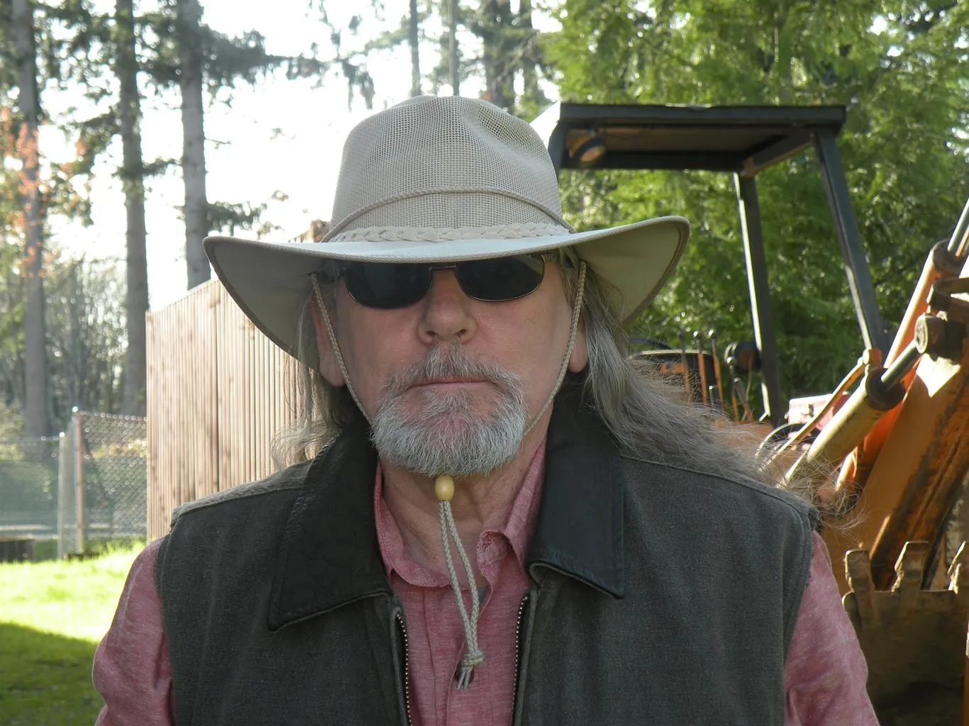 Townsville hat in Waterproof Canvas & Mesh