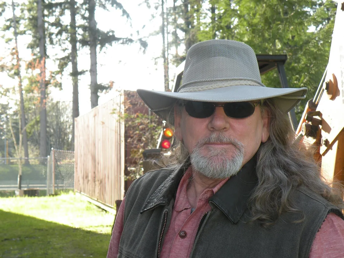 Townsville hat in Waterproof Canvas & Mesh